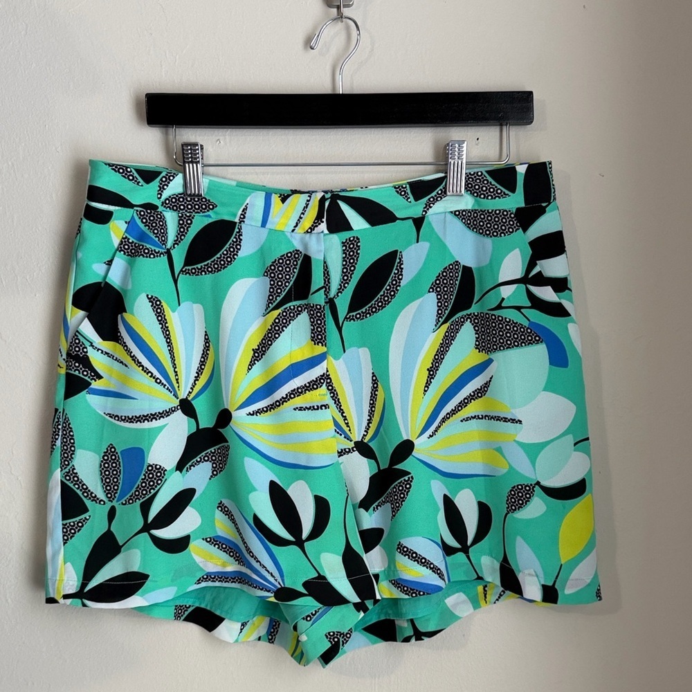 Kaari Blue Multicolor Patterned Shorts